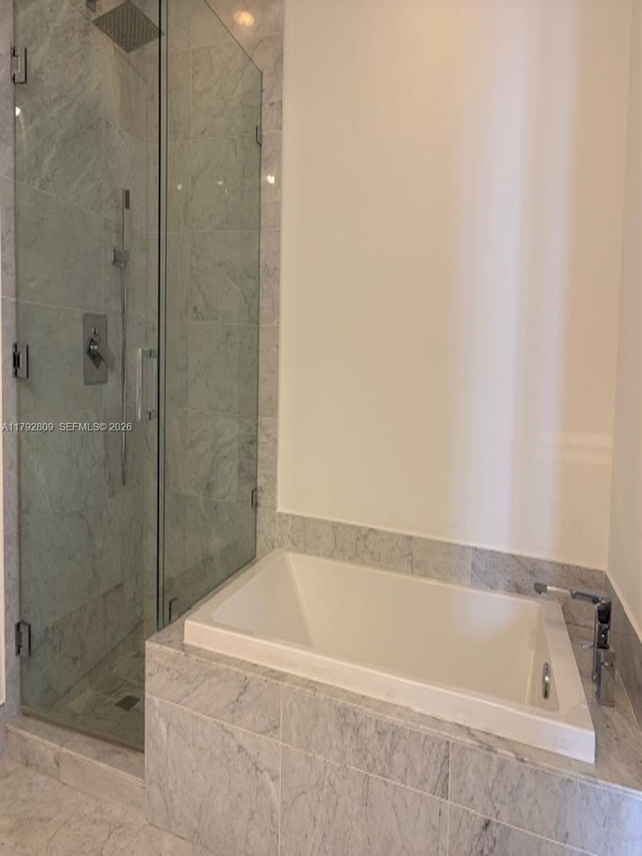 801 SMA RESIDENCES CONDO - Residential