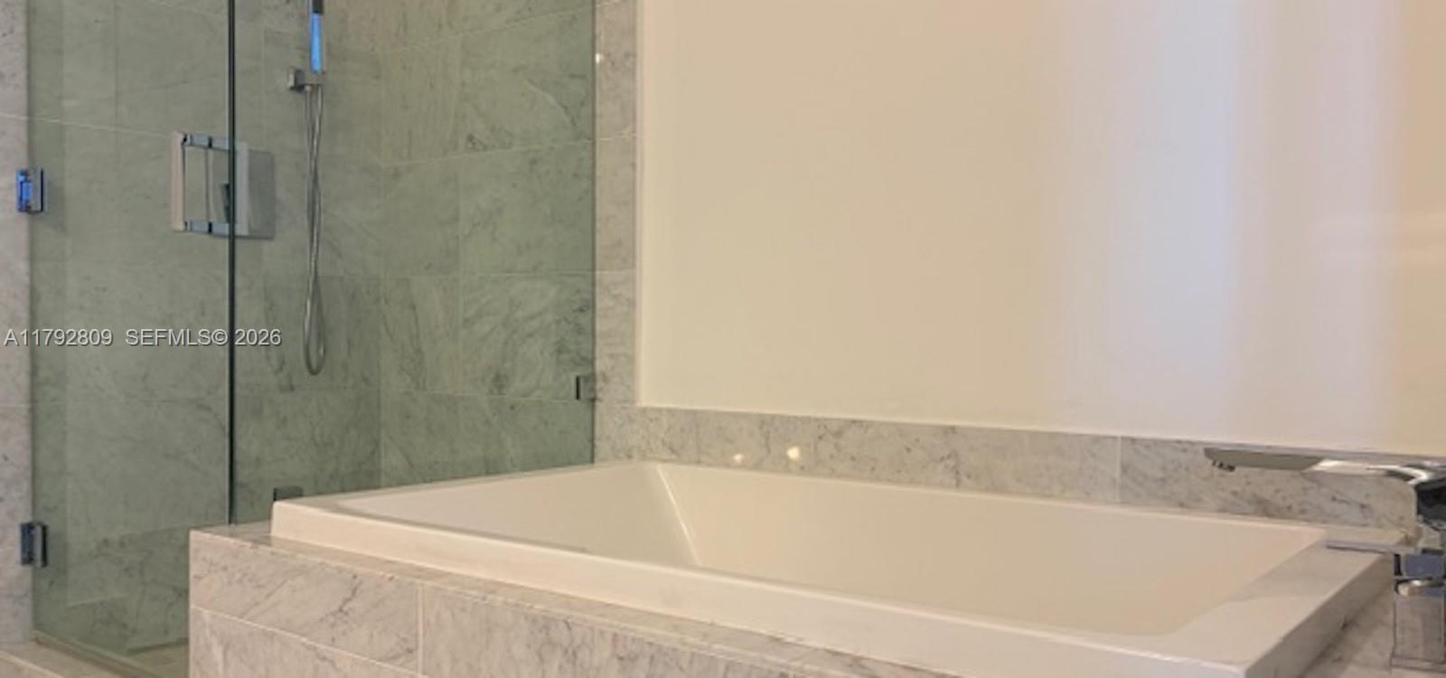 801 SMA RESIDENCES CONDO - Residential