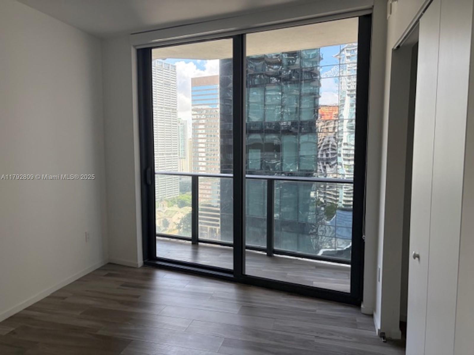 801 SMA RESIDENCES CONDO - Residential