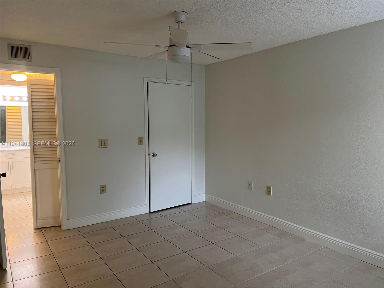 ISLES AT LAGO MAR CONDO - Residential Lease