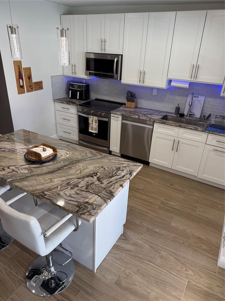 CYPRESS CREEK ESTATES SEC - Residential Lease