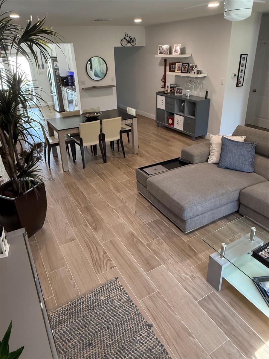 CYPRESS CREEK ESTATES SEC - Residential Lease