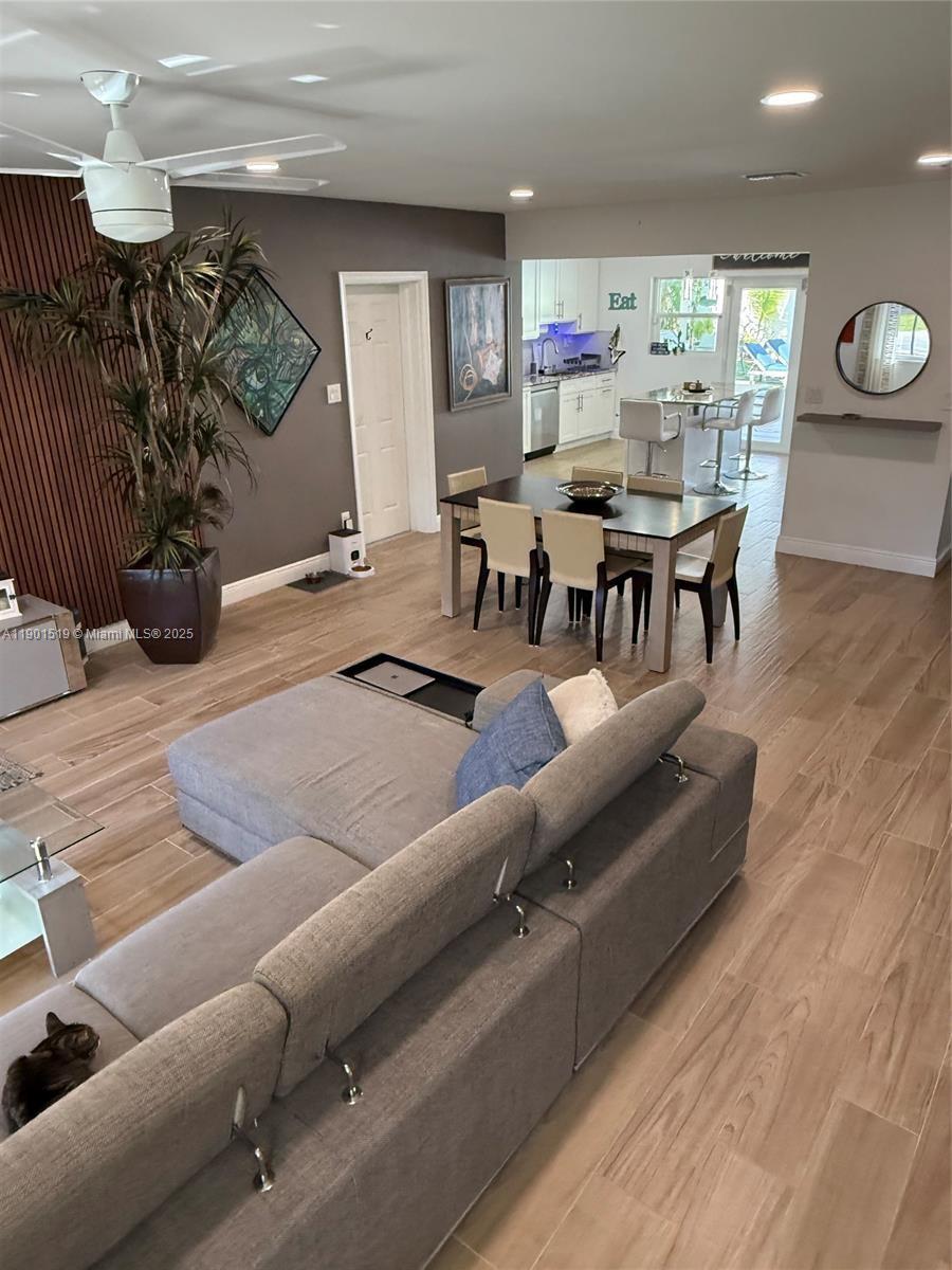 CYPRESS CREEK ESTATES SEC - Residential Lease