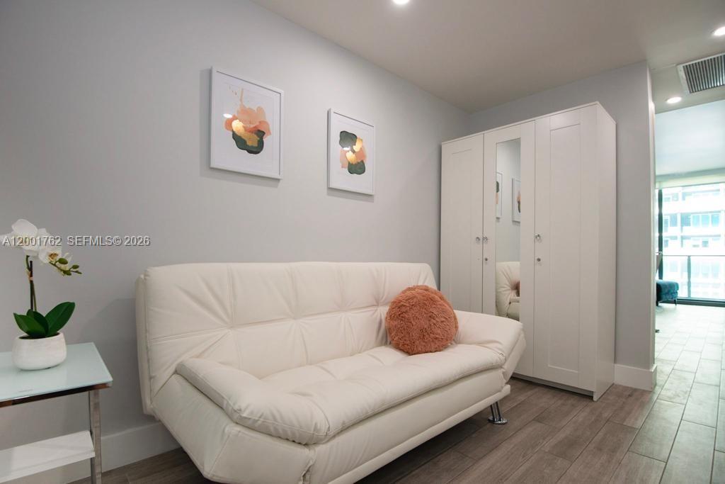 1300 S Miami ave. 3908