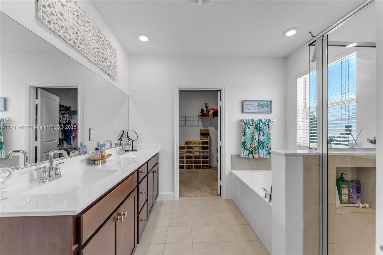 LUCKY START AT SUNRISE ES - Residential