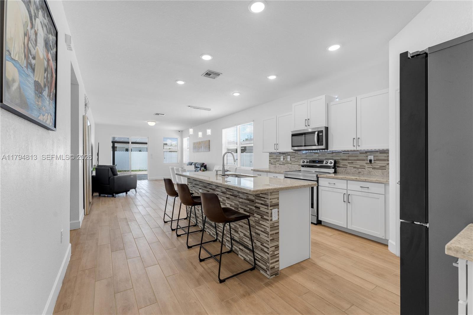 LUCKY START AT SUNRISE ES - Residential