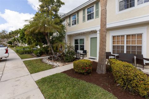 9925 NW 57th Mnr Coral Springs FL 33076