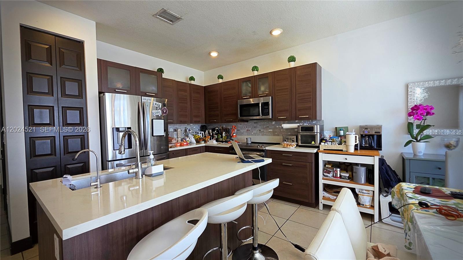 DUNNWOODY LAKE - Residential