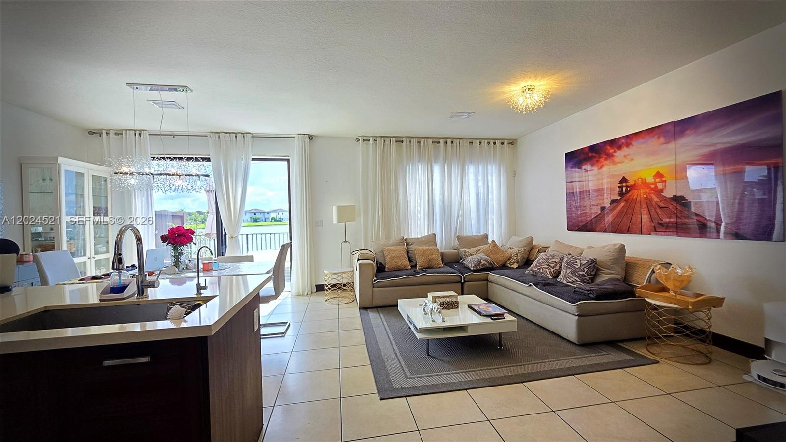 DUNNWOODY LAKE - Residential