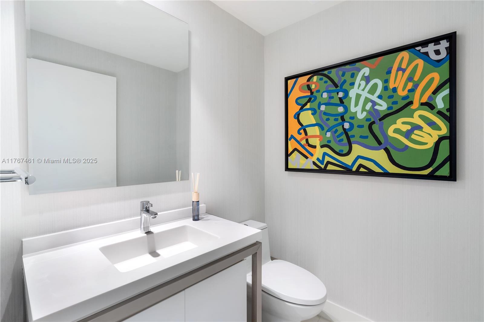 METROPICA NORTH TOWER ONE - Residential