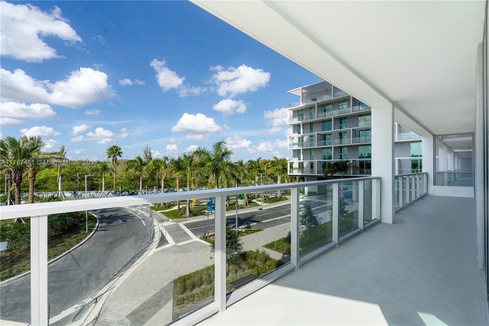 METROPICA NORTH TOWER ONE - Residential