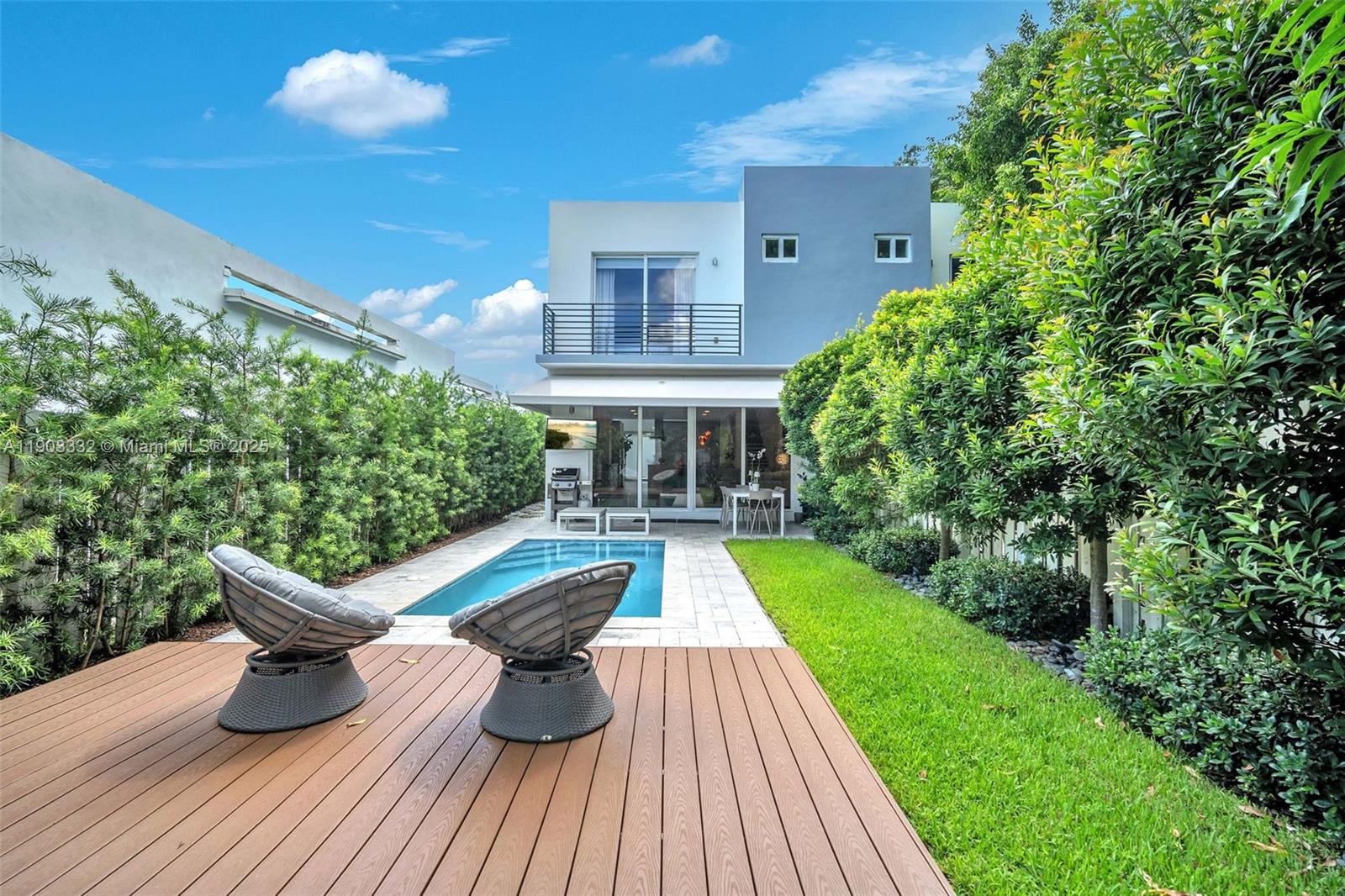 3167 SW 25 ST CONDO - Residential Lease