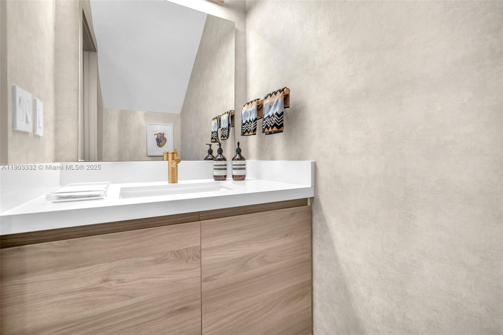 3167 SW 25 ST CONDO - Residential Lease