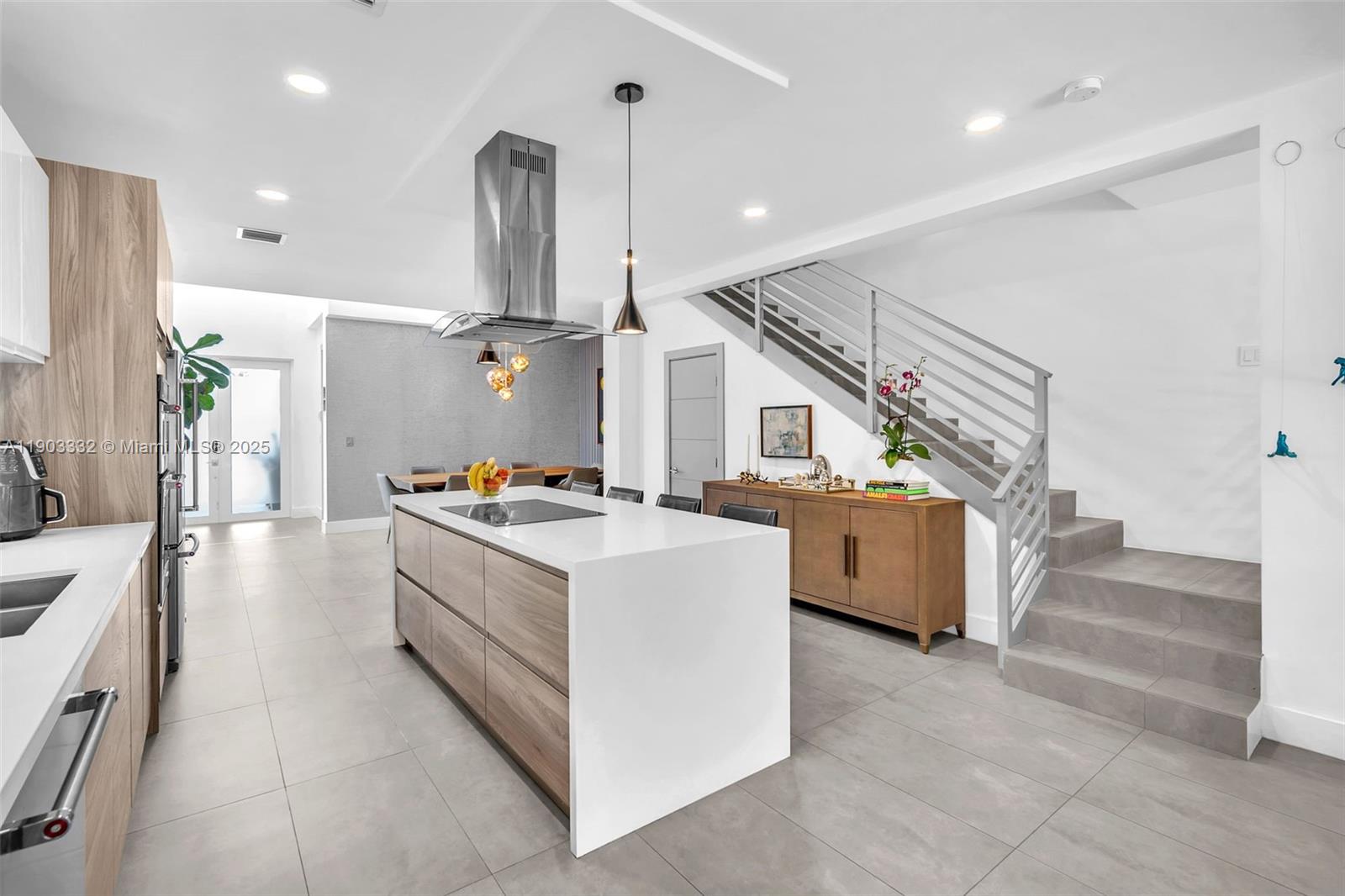 3167 SW 25 ST CONDO - Residential Lease