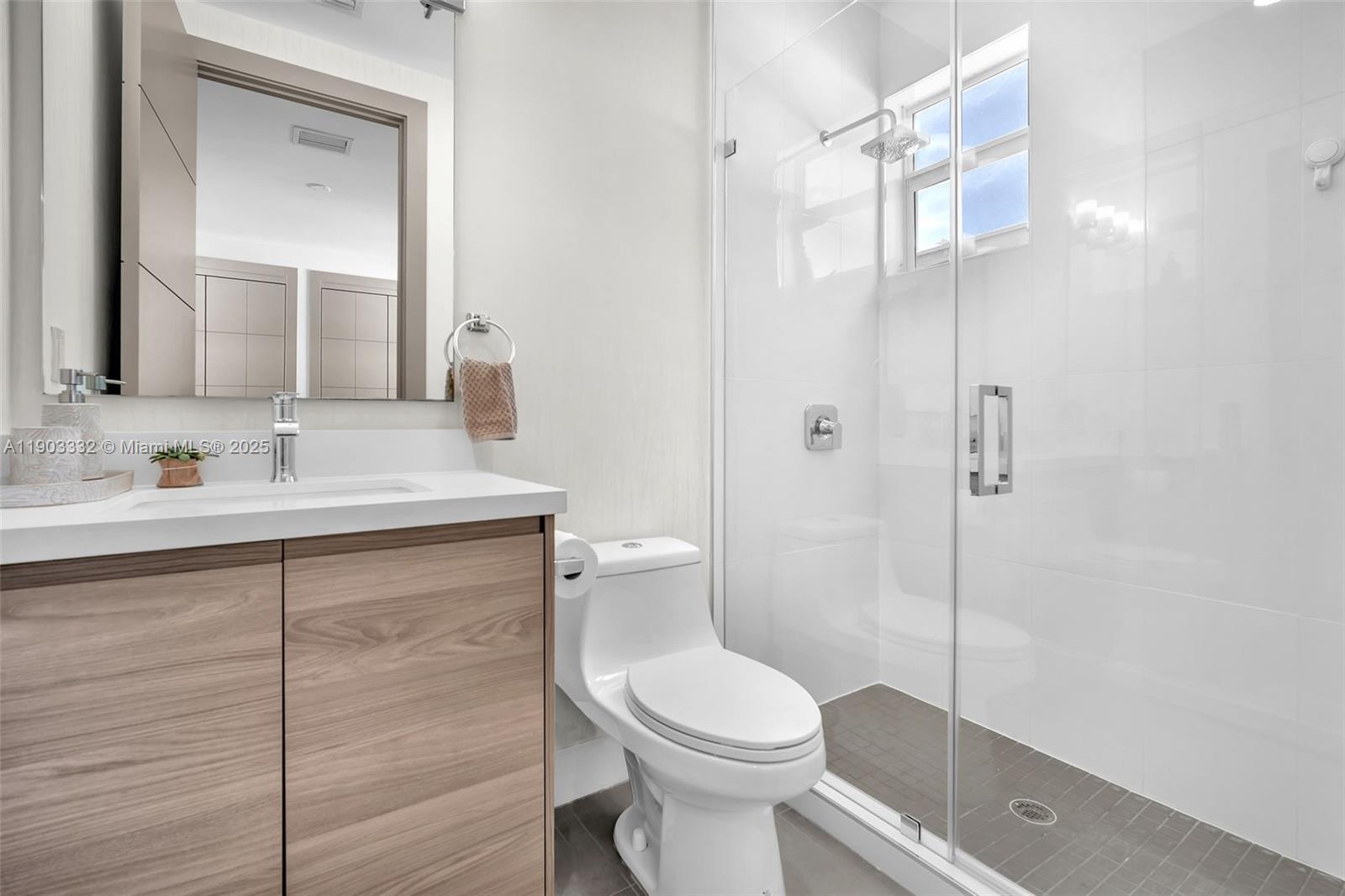 3167 SW 25 ST CONDO - Residential Lease