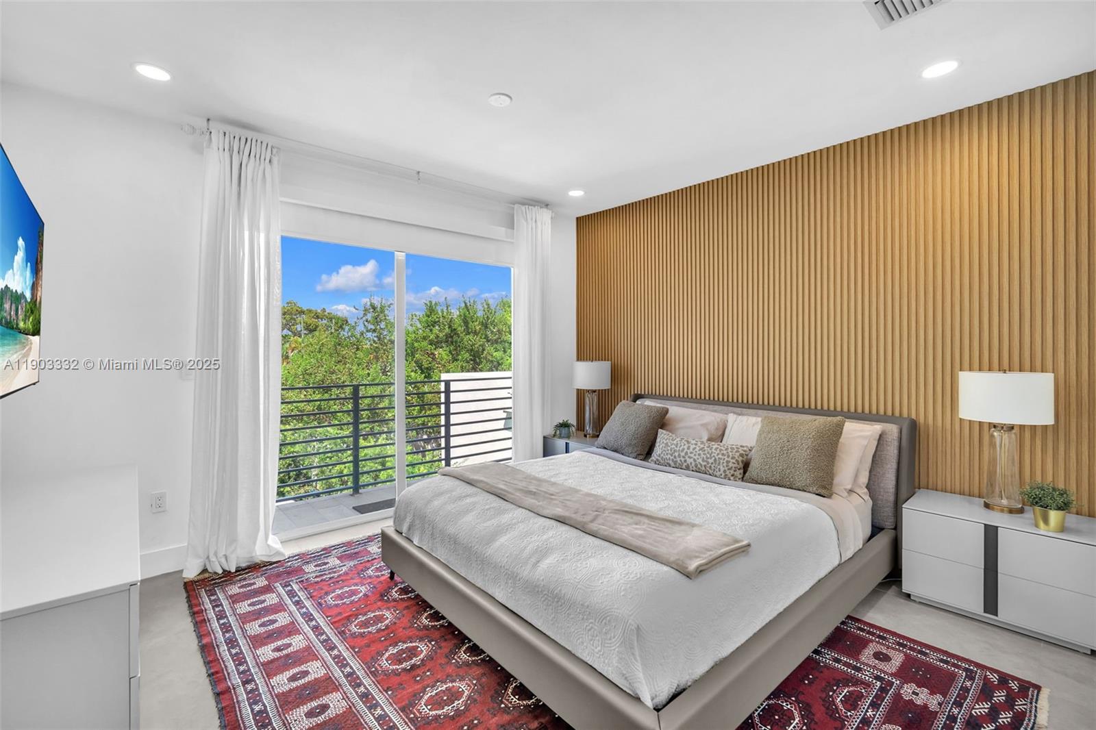 3167 SW 25 ST CONDO - Residential Lease