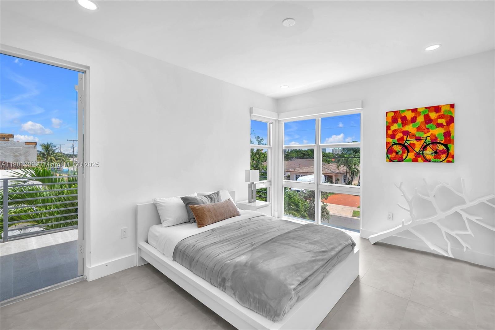 3167 SW 25 ST CONDO - Residential Lease