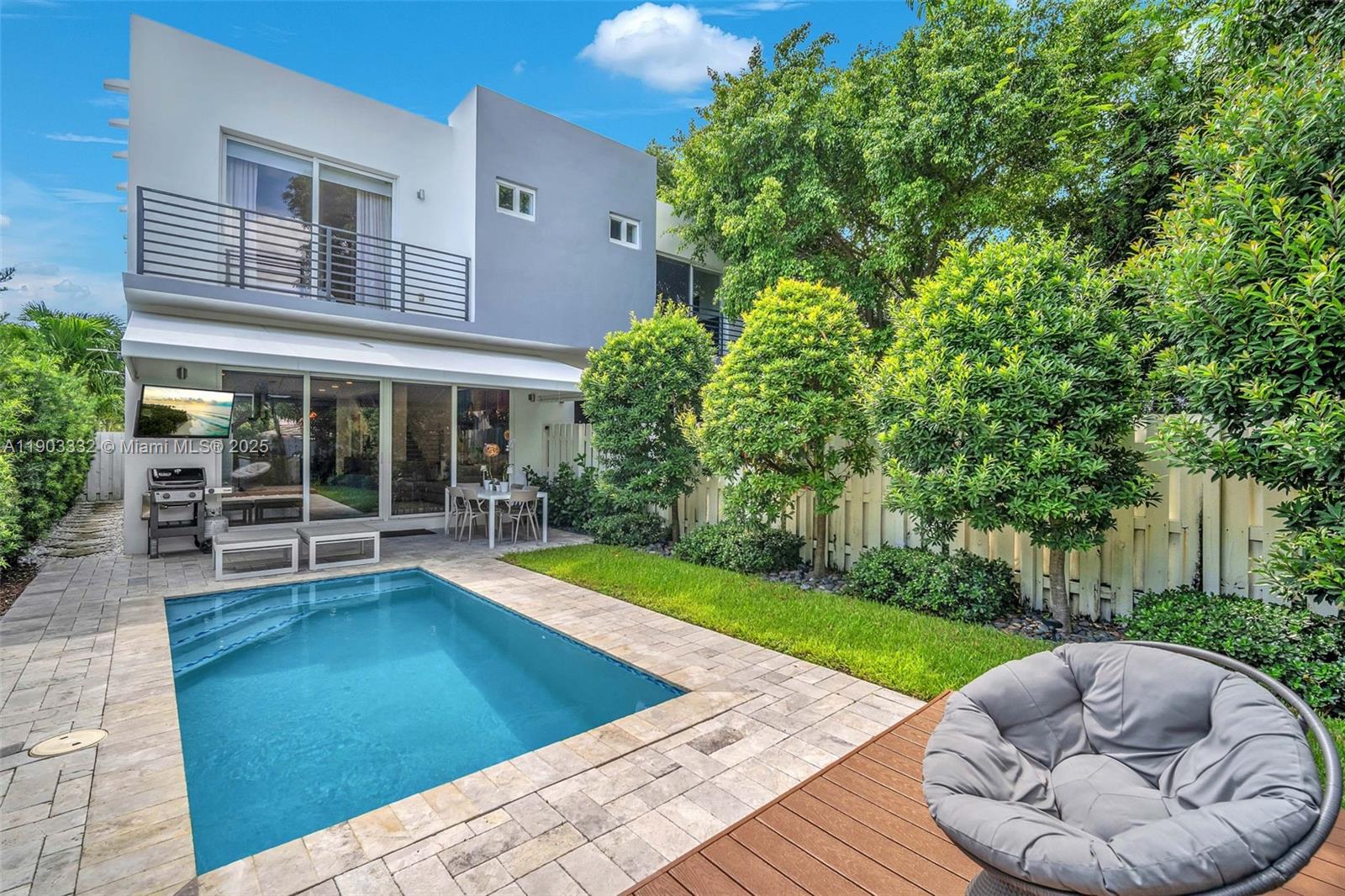 3167 SW 25 ST CONDO - Residential Lease