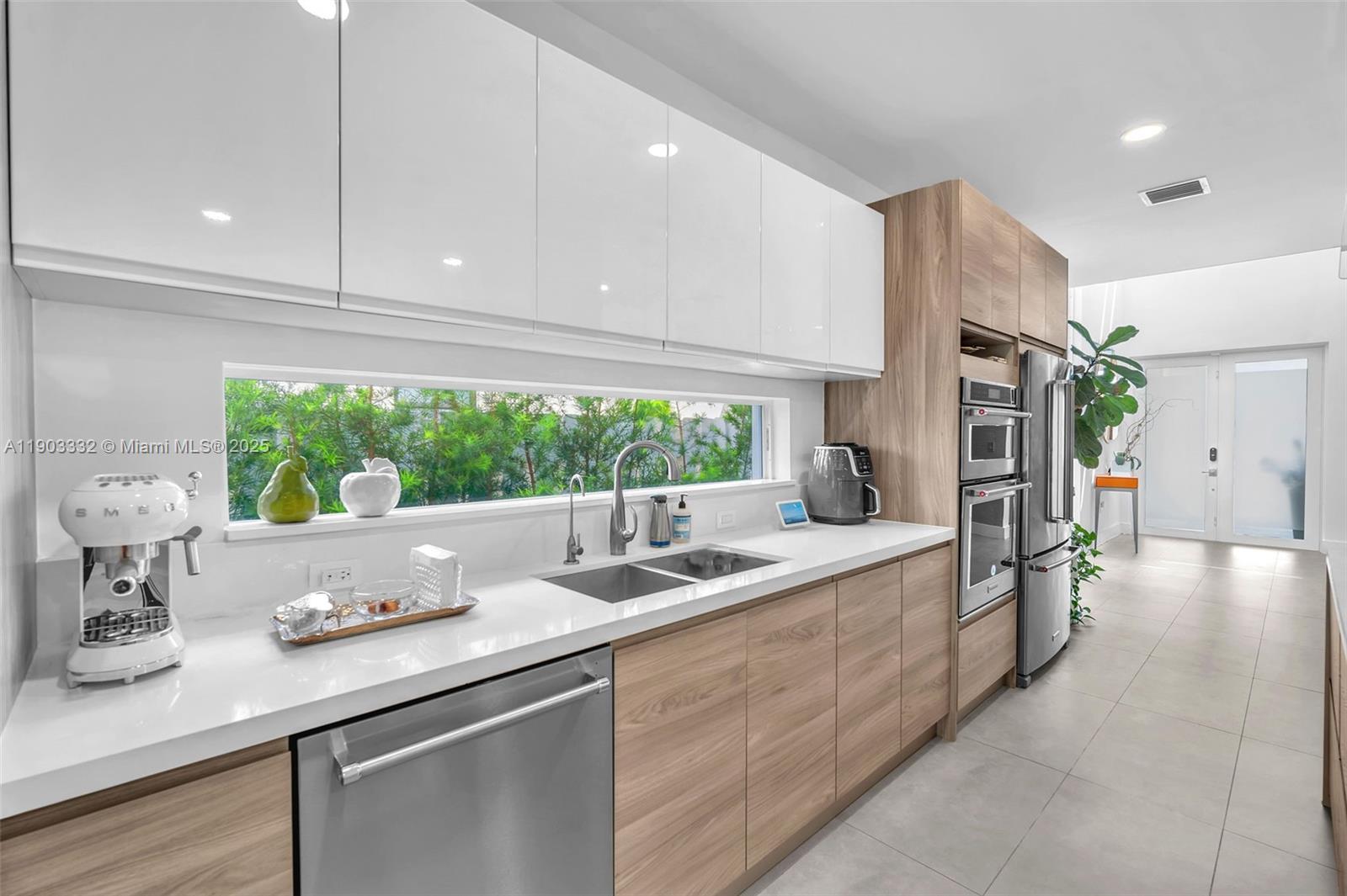 3167 SW 25 ST CONDO - Residential Lease