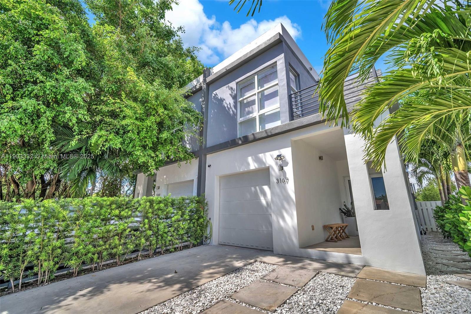 3167 SW 25 ST CONDO - Residential Lease