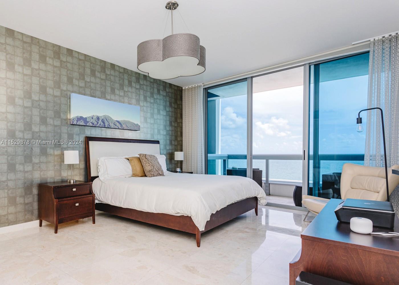 NORTH CARILLON BEACH COND - Residential