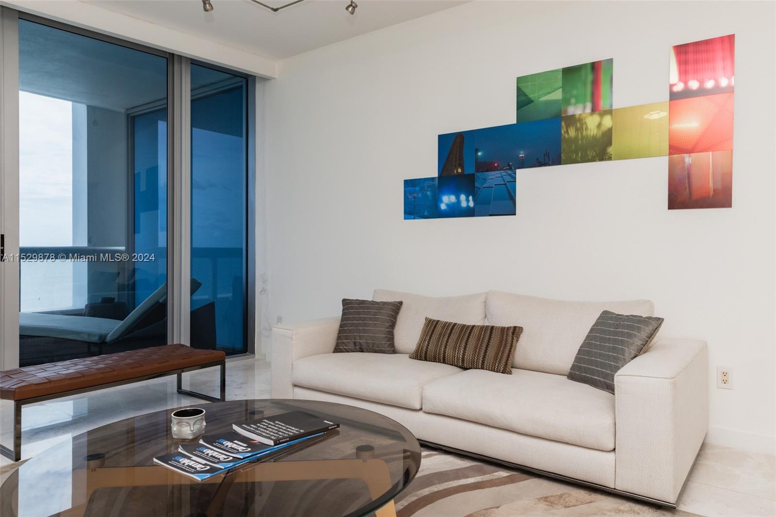 NORTH CARILLON BEACH COND - Residential