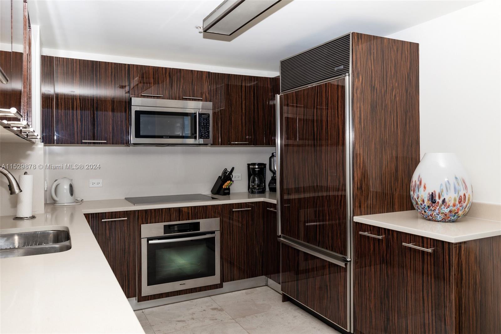 NORTH CARILLON BEACH COND - Residential