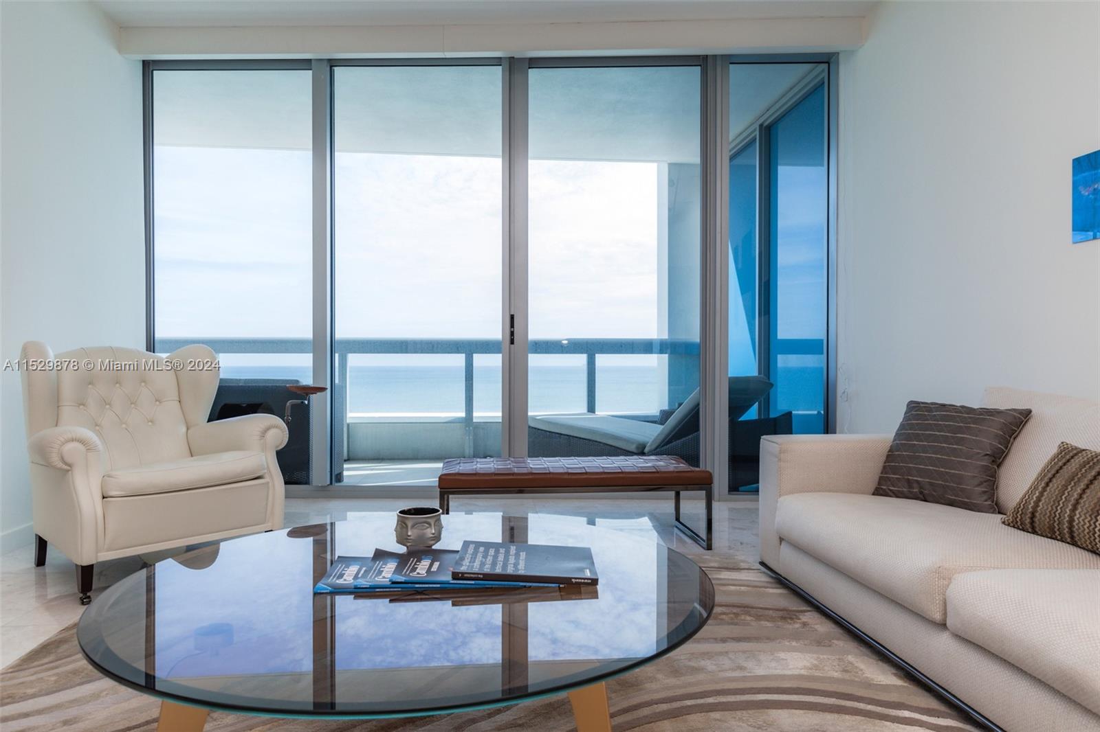 NORTH CARILLON BEACH COND - Residential