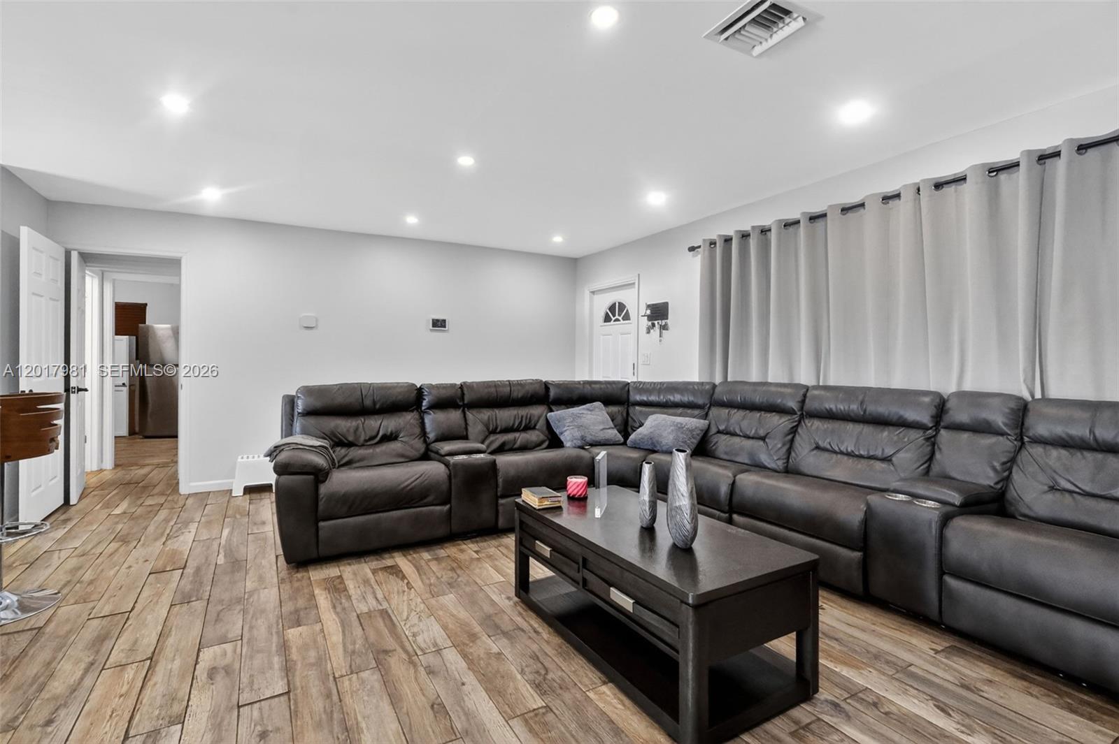 MIRAMAR SEC 15 - Residential