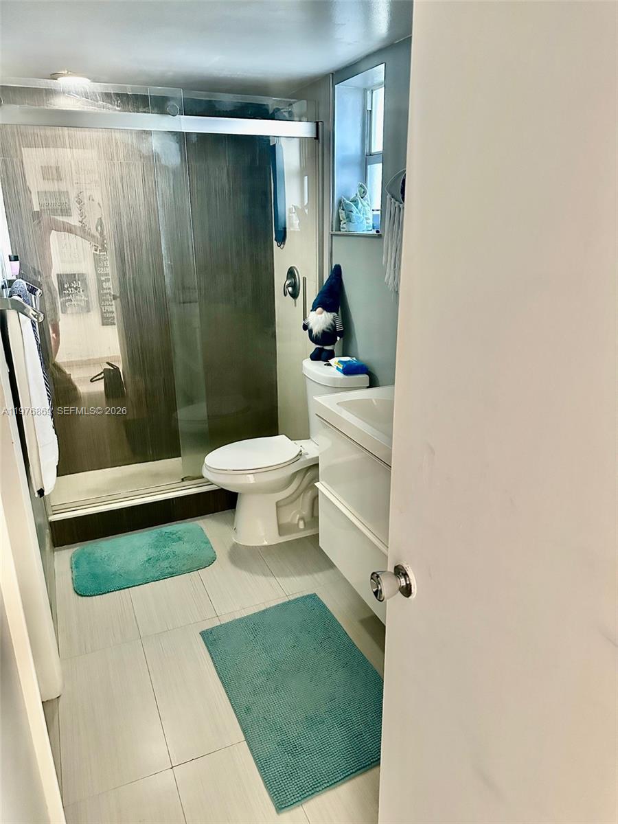 DADELAND PARK CONDO - Residential