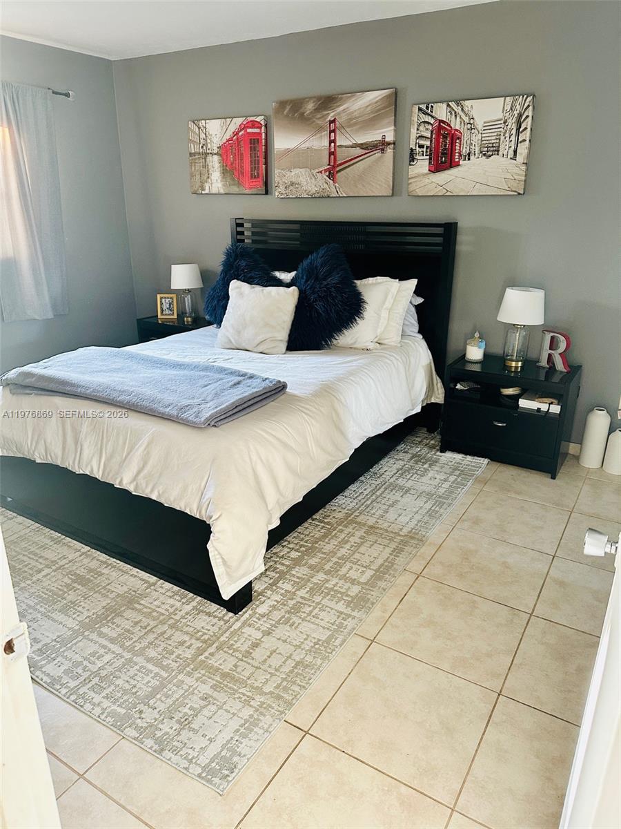 DADELAND PARK CONDO - Residential