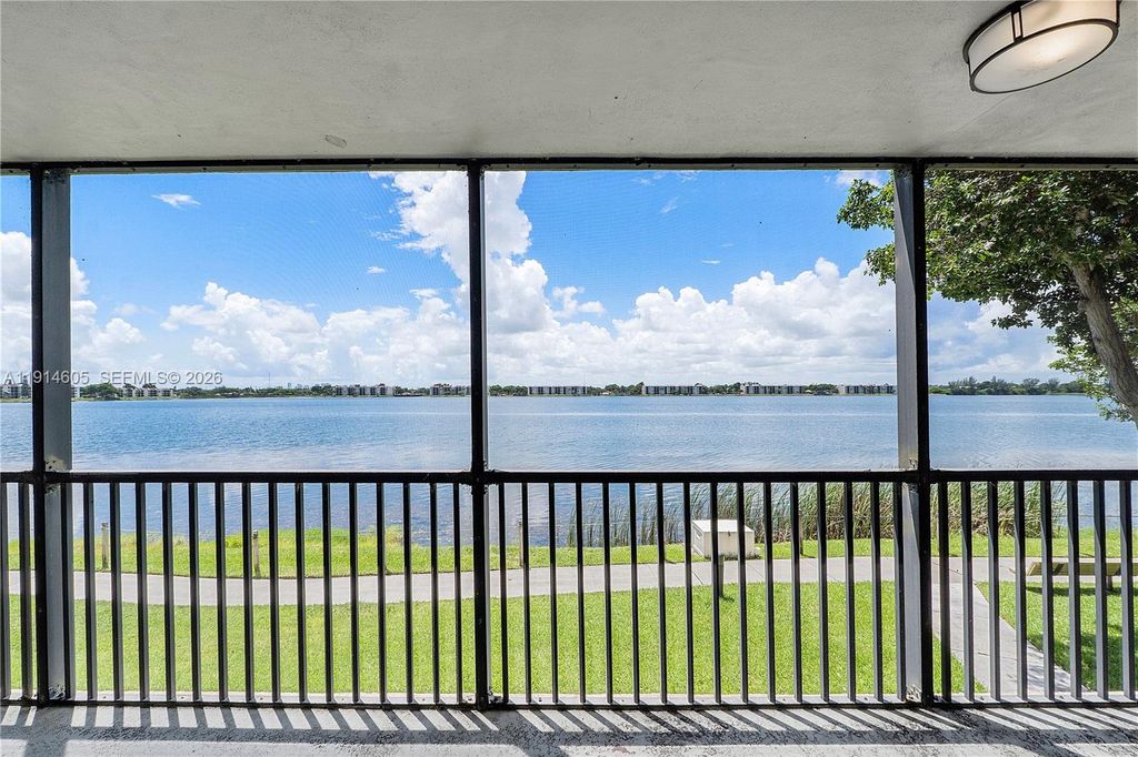Photo of 105 Lake Emerald Dr #216, Oakland Park, FL 33309 (MLS # A11914605)