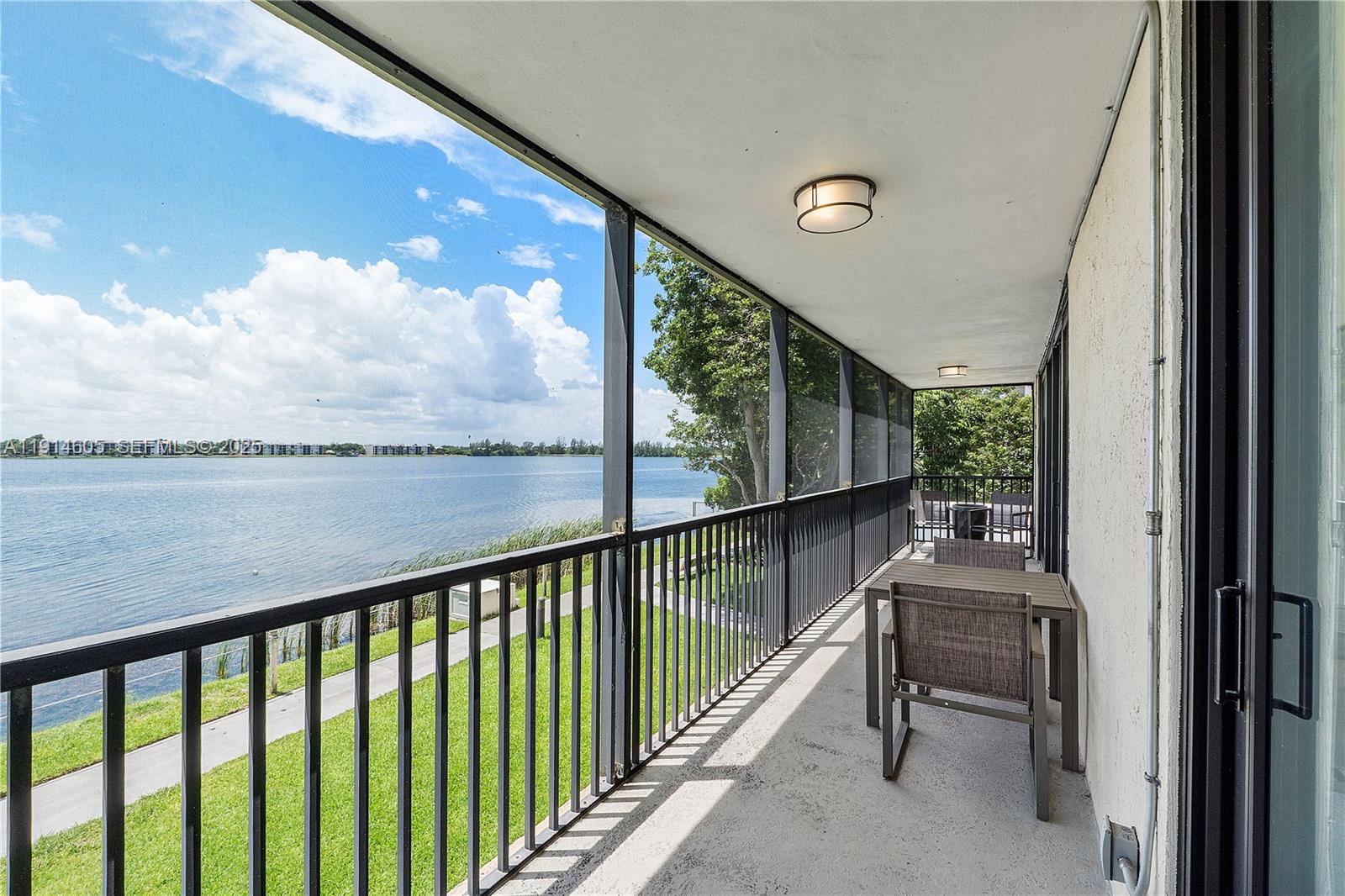 LAKE EMERALD CONDOMINIUM - Residential