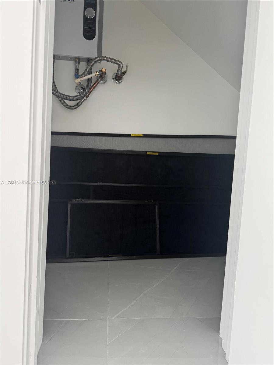 ROOSEVELT PARK - Residential