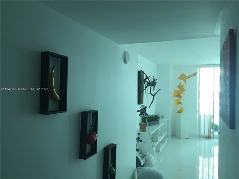 SKYLINE ON BRICKELL CONDO - Residential