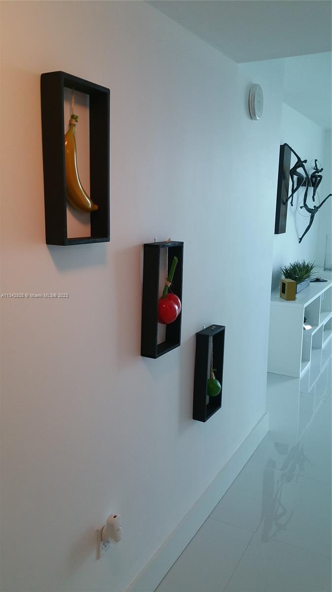 SKYLINE ON BRICKELL CONDO - Residential