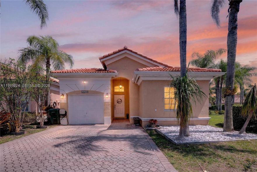 Move-in ready lakefront corner unit offering 3 bedrooms, 2 bathrooms, a extra room, and a 1-car garage. Designed with a spacious split floor plan, this home features serene water views and a bright, open feel throughout.
Along with the 3 bedrooms, you’ll find an extra room—perfect for a 4th bedroom, home office, or additional living space to fit your needs. The kitchen is both modern and practical, complete with granite countertops, while the bathrooms have been tastefully updated. Impact windows, a new roof, and plenty of natural light add to the home’s overall comfort and value. Enjoy peaceful corner unit lakefront living with plenty of room to unwind or to entertain. Additional features include a 1-car garage, good amount of storage, and a functional layout that works well for families or anyone needing extra space.