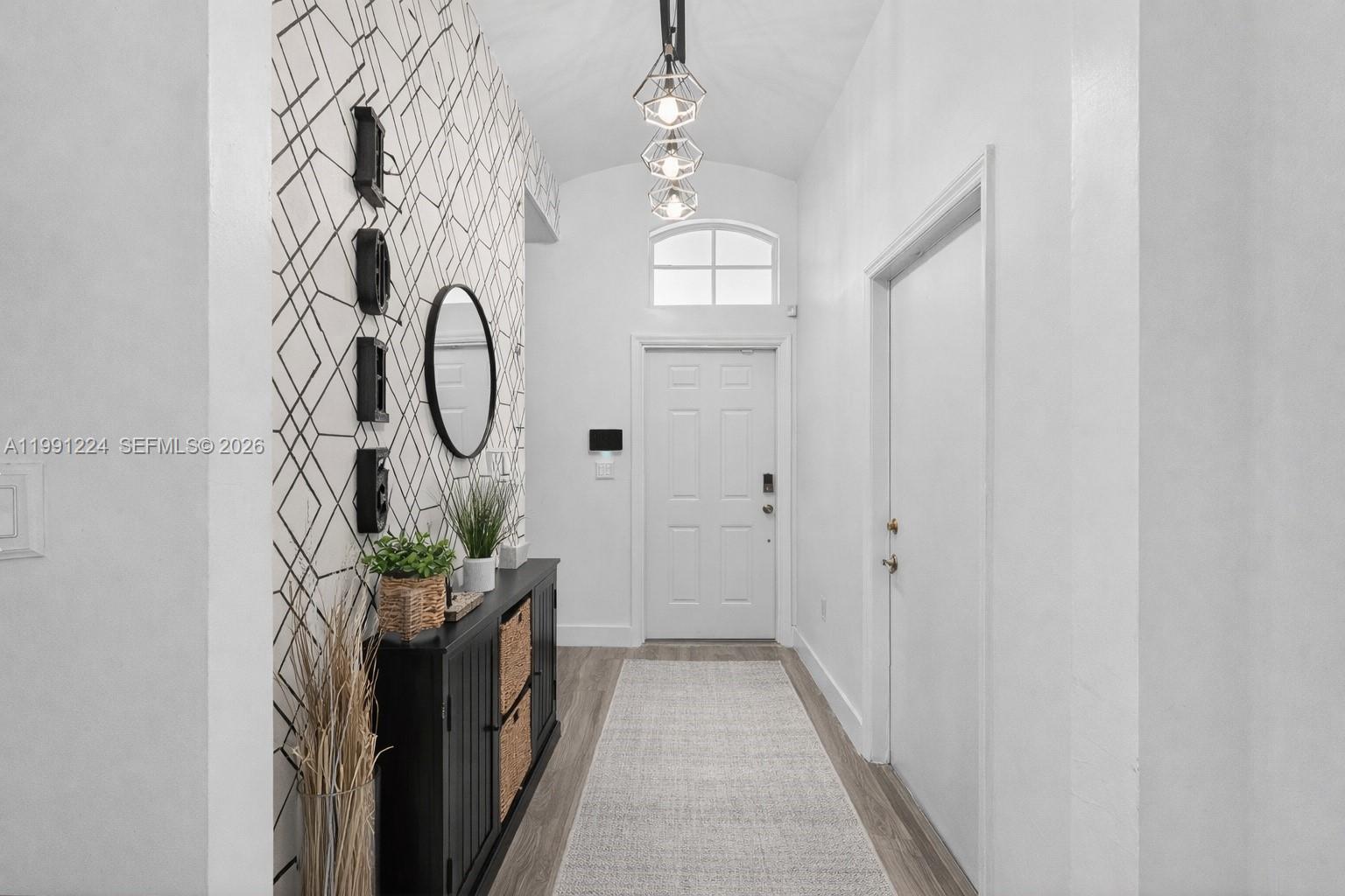 FOREST LAKES COUNTRY GARD - Residential