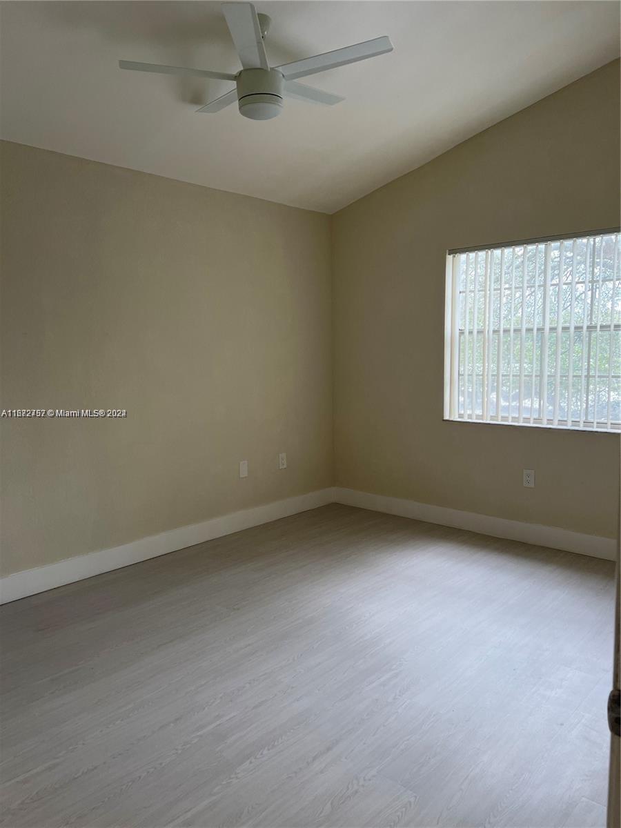LAKEVIEW CLUB CONDO - Residential