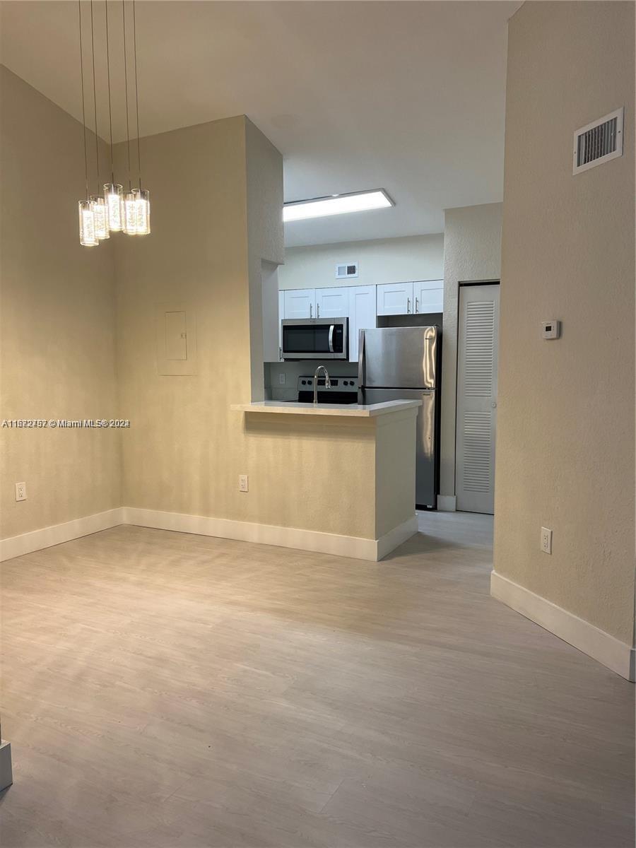 LAKEVIEW CLUB CONDO - Residential