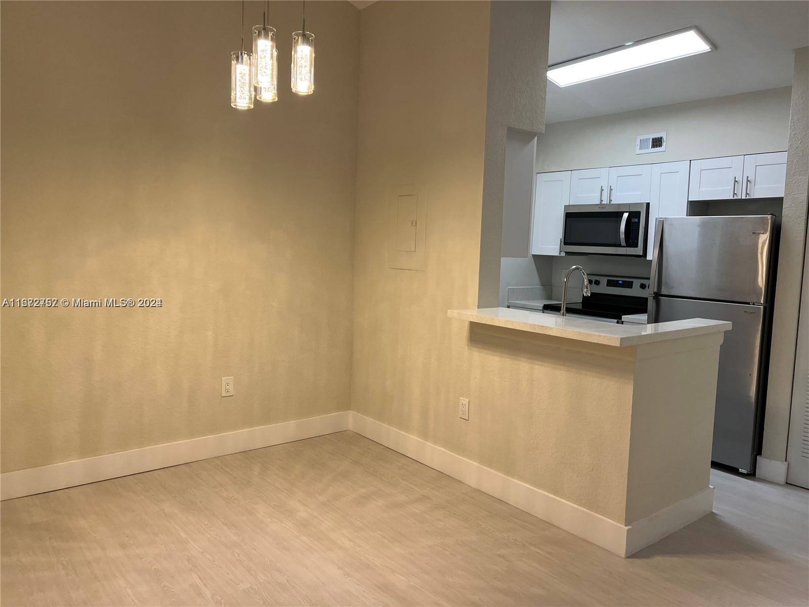 LAKEVIEW CLUB CONDO - Residential