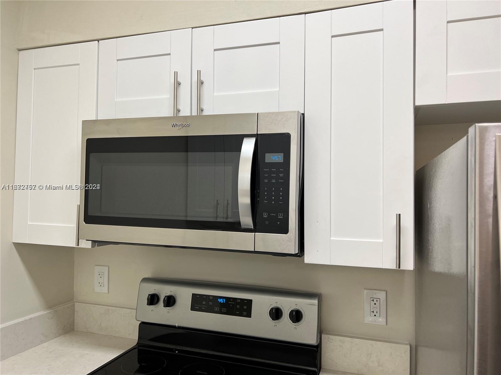 LAKEVIEW CLUB CONDO - Residential