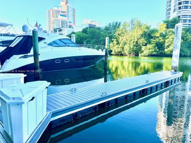 3575 Mystic Pointe Dr, Slip 37