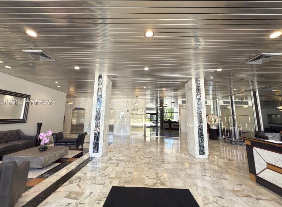 AVENTURA ELDORADO CONDO - Residential Lease