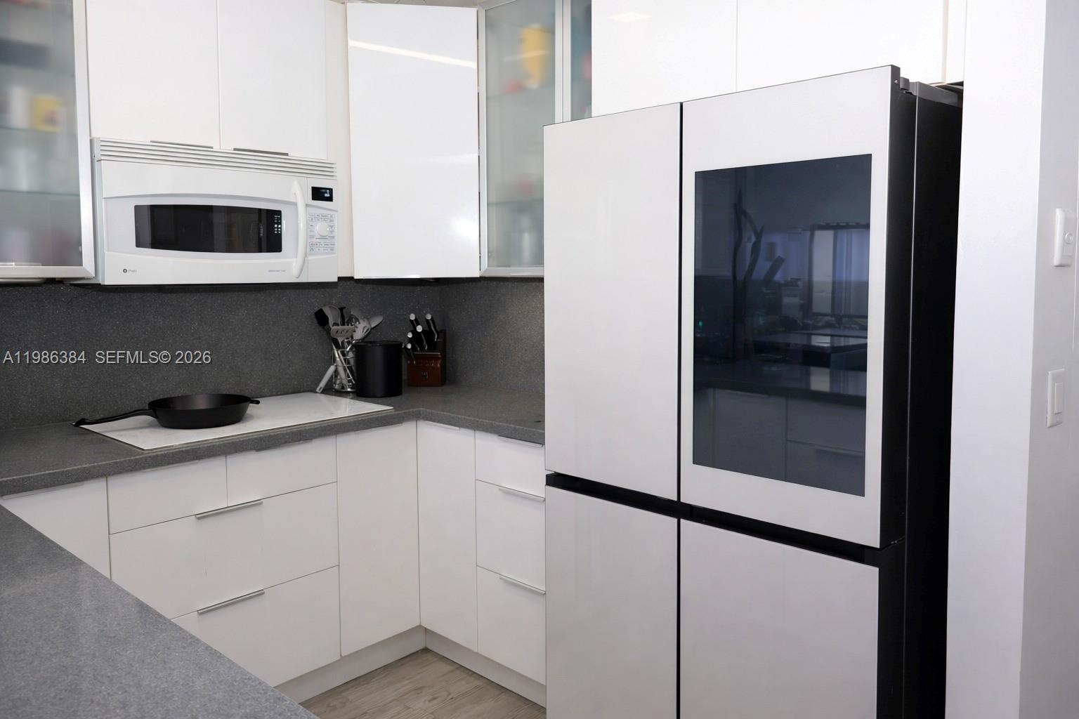 AVENTURA ELDORADO CONDO - Residential Lease