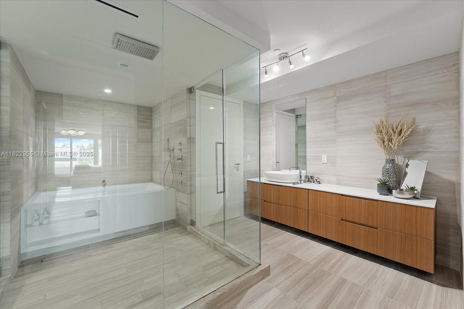 4701 NORTH MERIDIAN CONDO - Residential