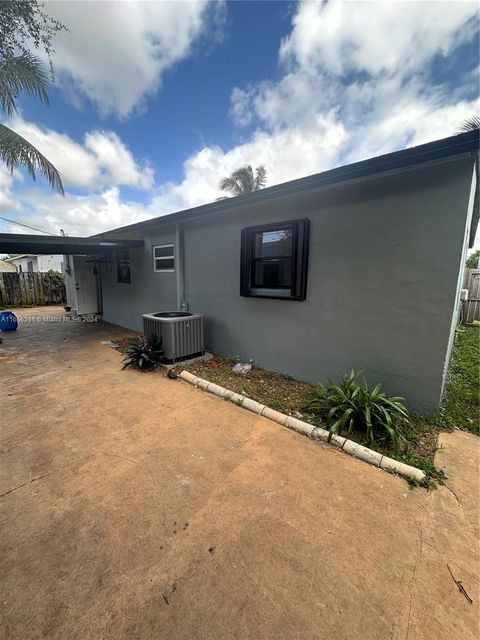 A home in Oakland Park