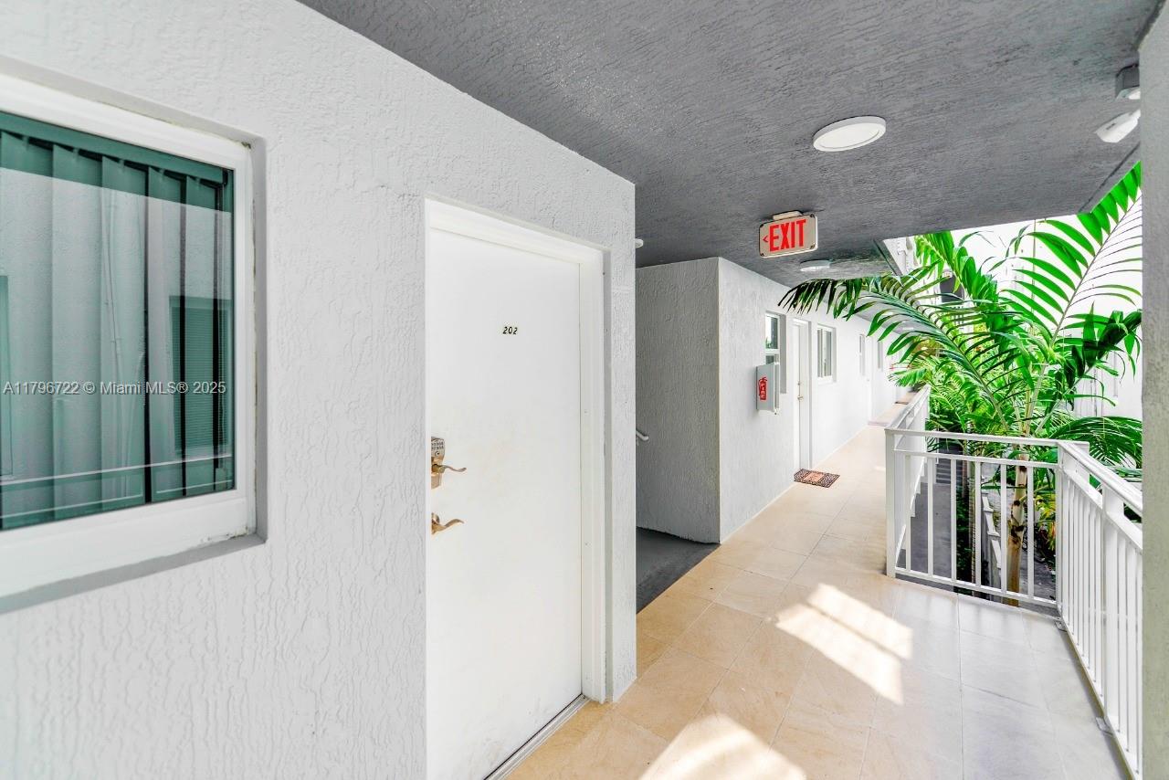 1029 NW 3rd St 202