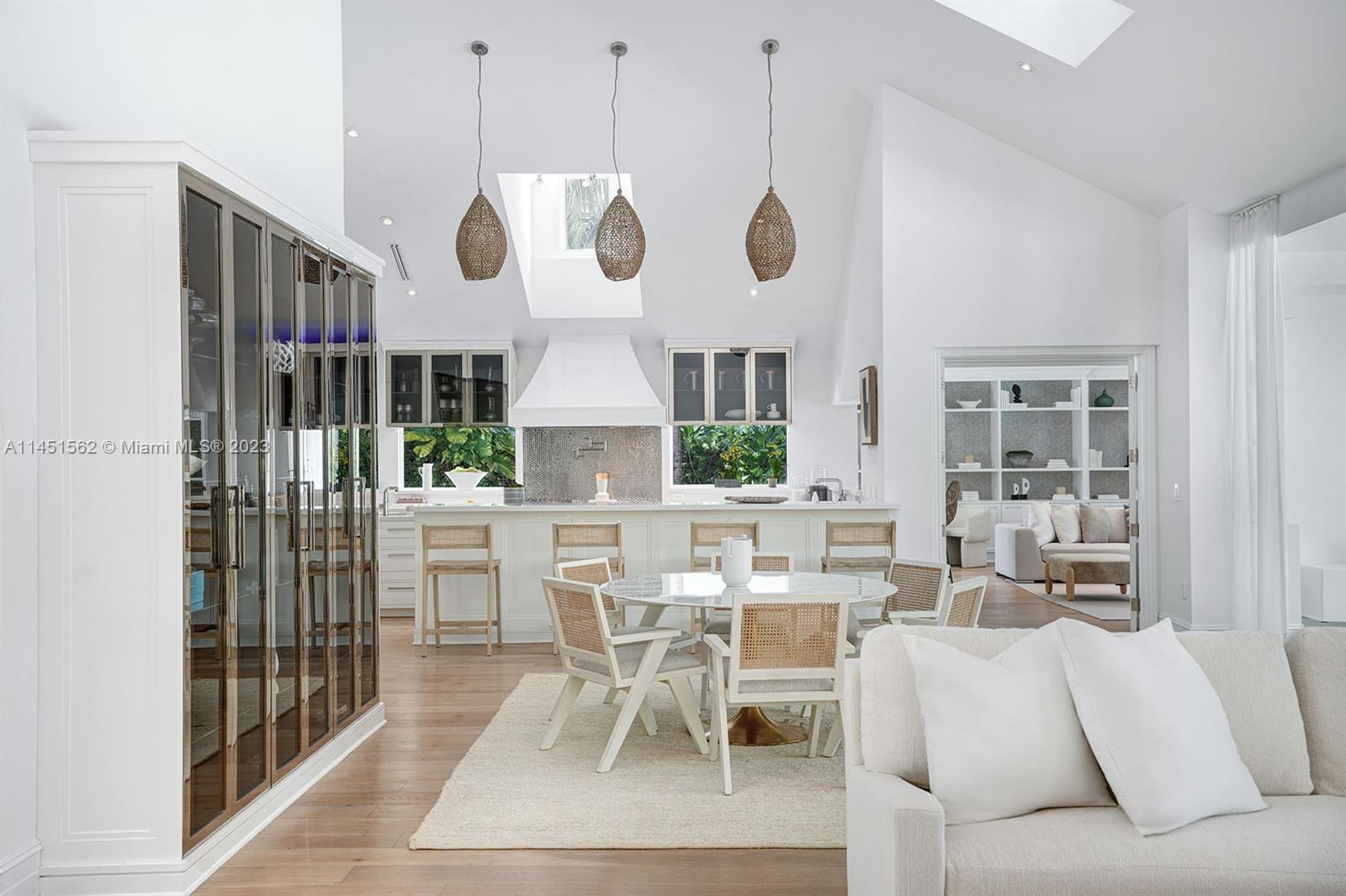 BAY POINT - Residential