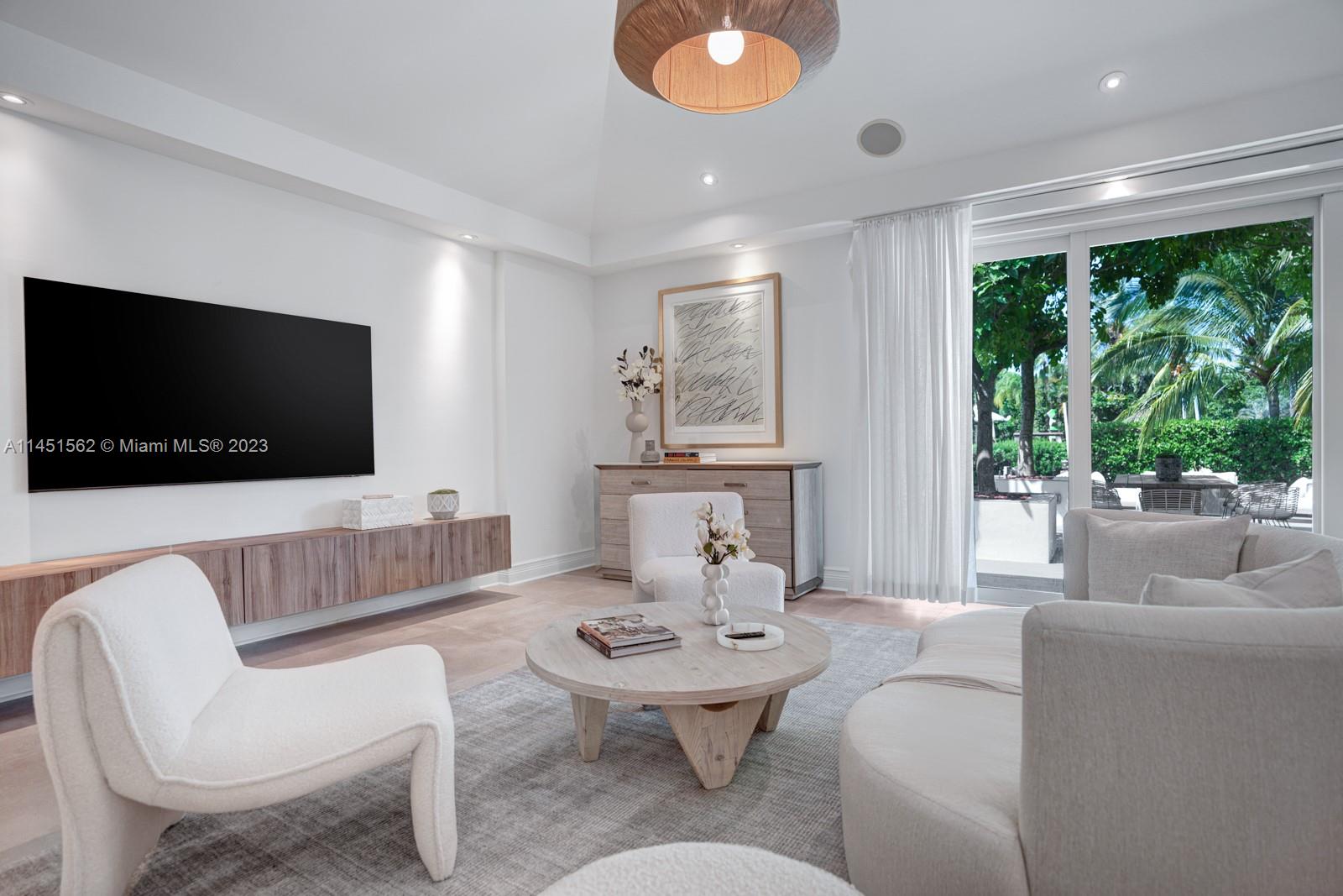 BAY POINT - Residential